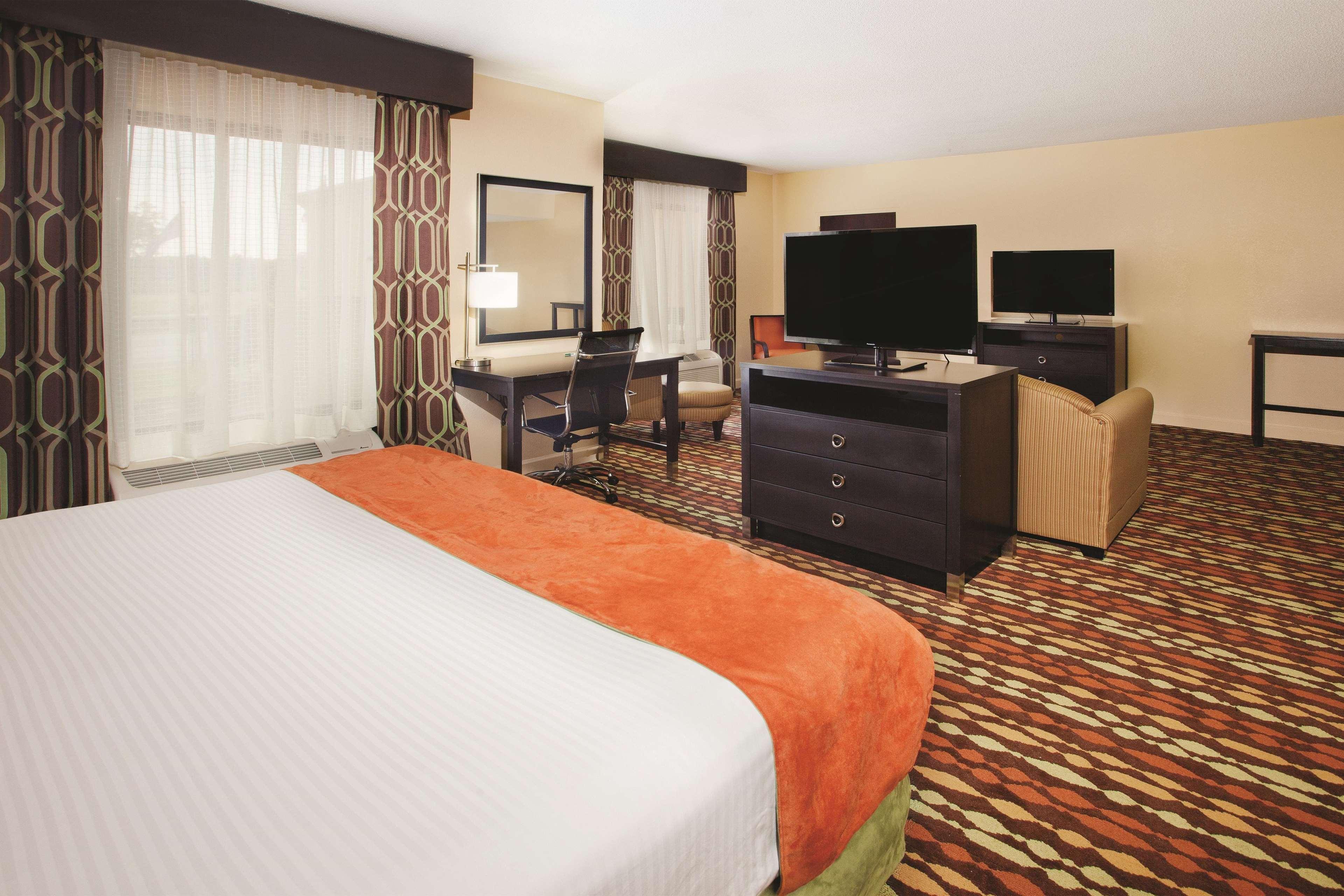 La Quinta By Wyndham Florence Luaran gambar